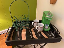 2521 ALOHA King Bed with Sleeper Sofa