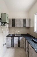 The Elite Apartment Nr Aster Cmi3bhk