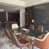 The Breeze Apartment