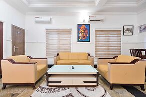 The Breeze Apartment