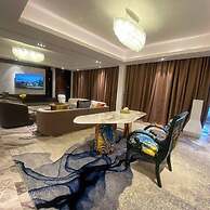 The Breeze Apartment