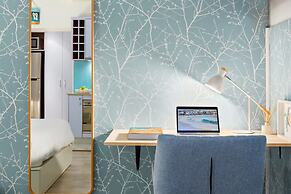 Beach Front Ocean Breeze Studio With Aircon