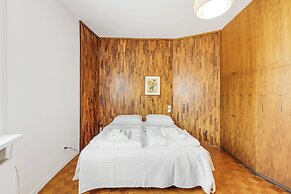 The Arco Round House