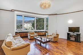 The Arco Round House