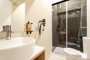 Lapa Diplomatic Flat 0 4 by Feel Lisboa