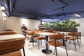 Lapa Diplomatic Flat 0 3 by Feel Lisboa