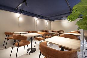 Lapa Diplomatic Flat 0 3 by Feel Lisboa