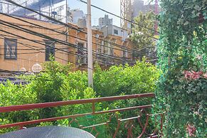 Stairway - Cozy Studios In Mar Mikhael
