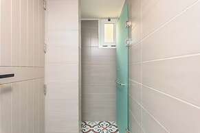 Stairway - Cozy Studios In Mar Mikhael