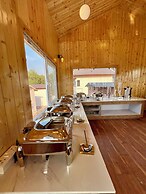 Hilltop Haven Hotel And Resort