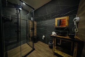 Şelale Suit Bungalov