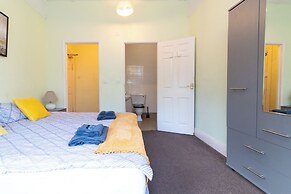 Thornbury Guest House Room 2