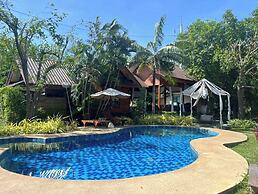Siri Lagoona Resort