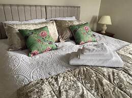 Glen Lyon Lodge Bed & Breakfast