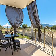 Aigli Garden Getaway, Steps From Vrasna Beach