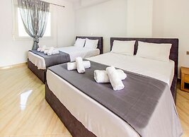 Aigli Garden Getaway, Steps From Vrasna Beach