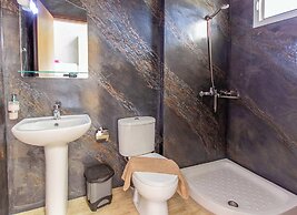 Aigli Garden Retreat, Cozy Escape Close to the Sea