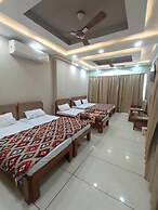 Hotel Pleasure Landmark