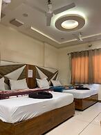 Hotel Pleasure Landmark