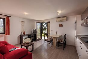 The Wave - Apt With Seaview and Garden