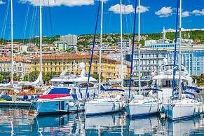 The Wave - Apt With Seaview and Garden