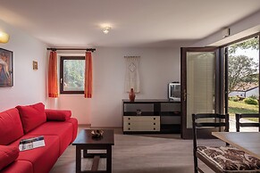 The Wave - Apt With Seaview and Garden