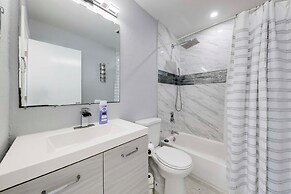 3 Mi to Beach & Boardwalk: Hollywood Spa House