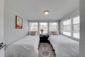 3 Mi to Beach & Boardwalk: Hollywood Spa House