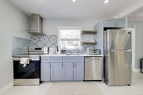 3 Mi to Beach & Boardwalk: Hollywood Spa House