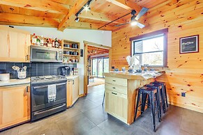 Kayak, Grill & Relax: Bo's Hideaway on Leland Pond