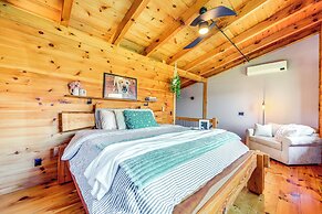Kayak, Grill & Relax: Bo's Hideaway on Leland Pond