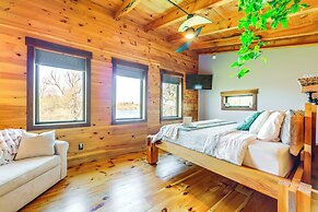Kayak, Grill & Relax: Bo's Hideaway on Leland Pond