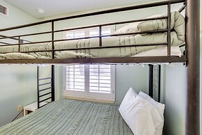 Patio, Pool & Spa: Family Retreat in Horizon City!