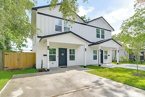6 Mi to Dtwn Houston: Family-friendly Home w/ Yard