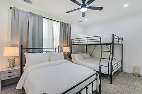 6 Mi to Dtwn Houston: Family-friendly Home w/ Yard