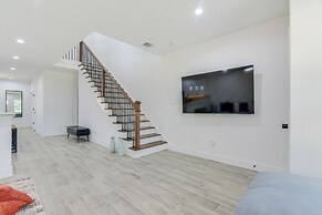 6 Mi to Dtwn Houston: Family-friendly Home w/ Yard