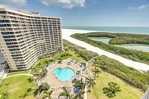 Beachfront Marco Island Condo w/ Stunning Views