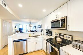 Beachfront Marco Island Condo w/ Stunning Views