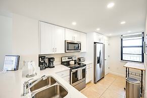 Beachfront Marco Island Condo w/ Stunning Views