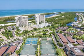 Sunset View & On Beach: Marco Island Condo