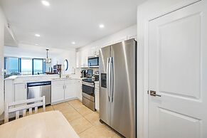 Sunset View & On Beach: Marco Island Condo