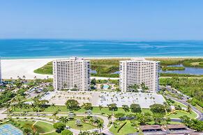 Sunset View & On Beach: Marco Island Condo