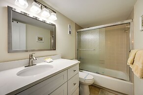 Sunset View & On Beach: Marco Island Condo