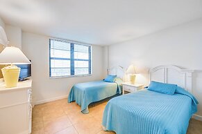 Sunset View & On Beach: Marco Island Condo