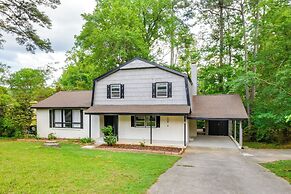 2 Mi to Dtwn: Spacious Home in Cary w/ Deck