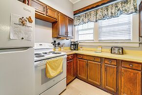 9 Mi to New River Gorge: Spacious Retreat w/ Porch
