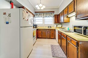 9 Mi to New River Gorge: Spacious Retreat w/ Porch