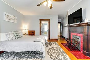 9 Mi to New River Gorge: Spacious Retreat w/ Porch