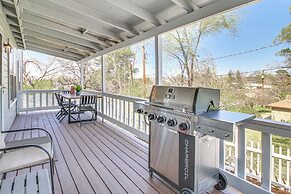 Walk to Dtwn Show Low: Townhome w/ Balcony