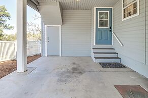 Walk to Dtwn Show Low: Townhome w/ Balcony